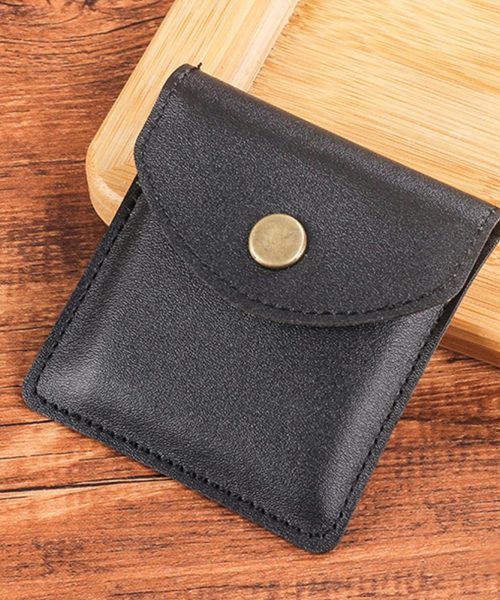 Cendrier de poche en cuir marron format pochette