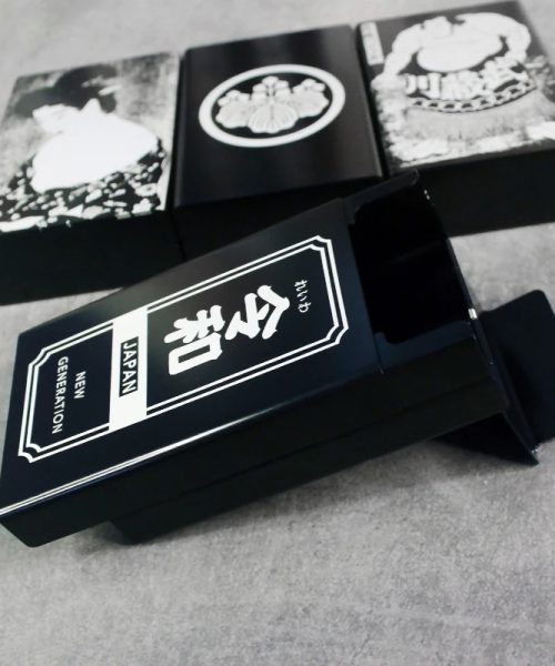 Boîte à cigarettes japonaise détail impression laquée
